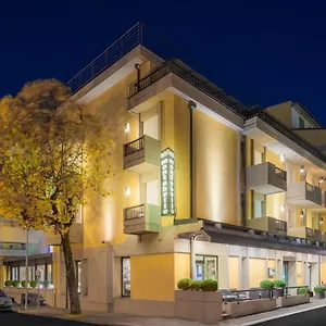 3* Otel Montebello
