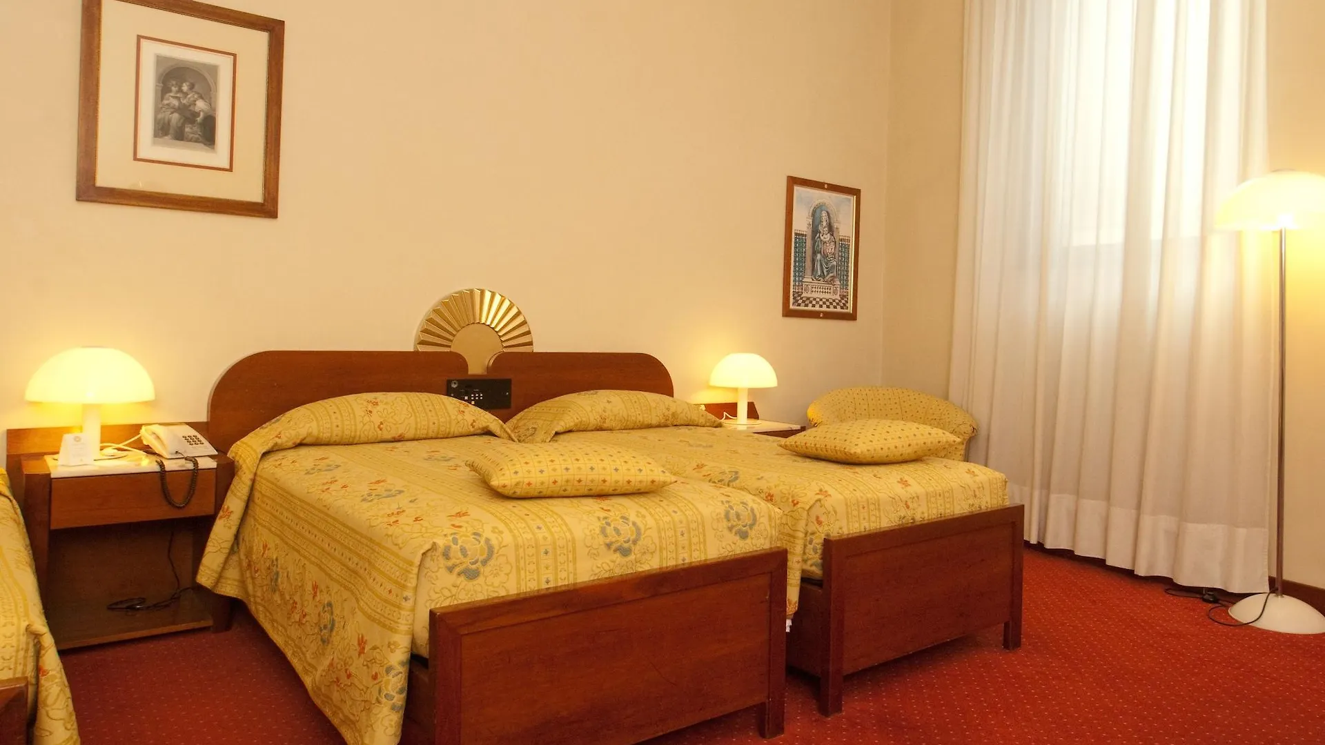 Hotel Roma Флоренция 4*,  Италия